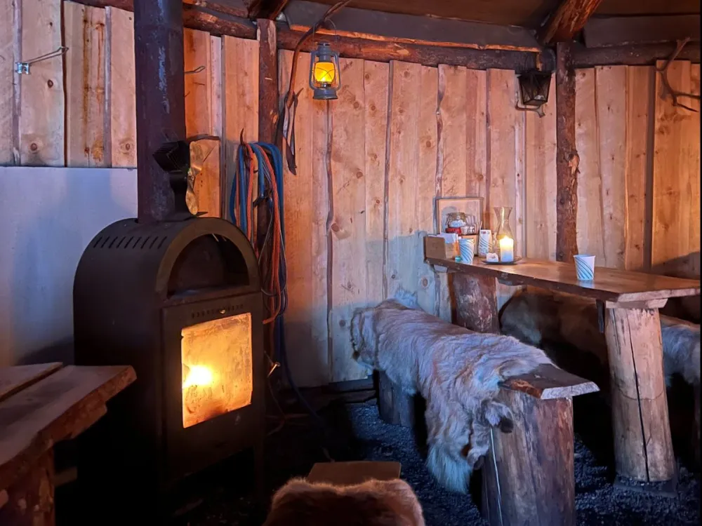 VÅGNES - Reindeer Feeding and Sami Culture