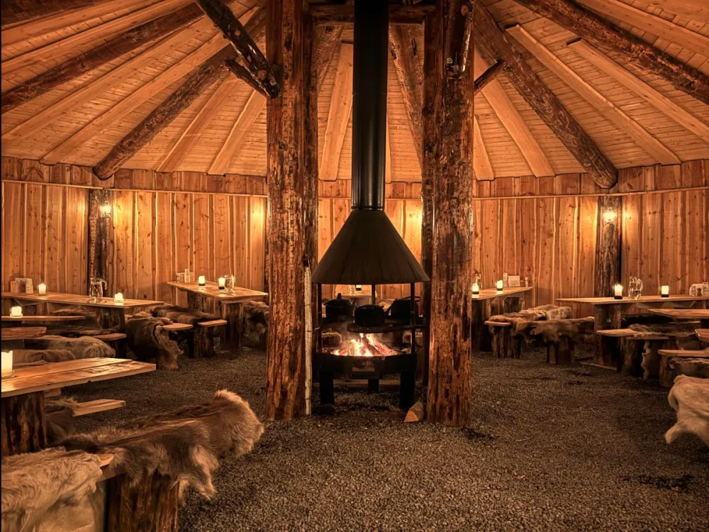 Long Reindeer Sledding, Reindeer Feeding and Sami Culture